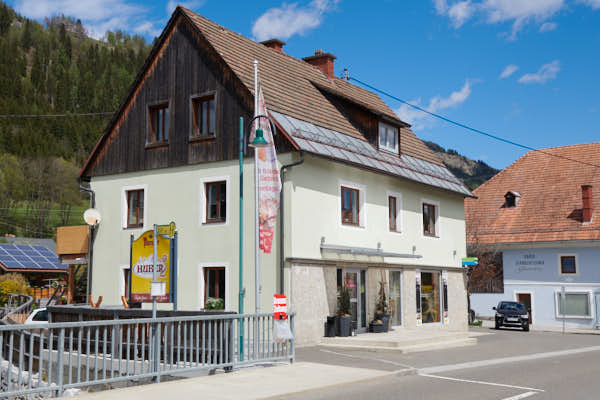 Bakery & café Huber